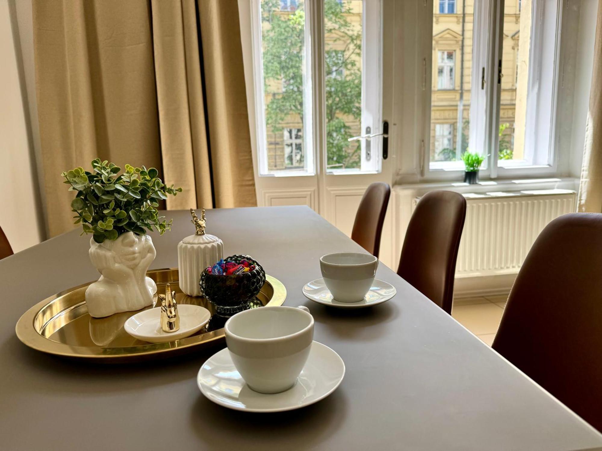 Royal Heritage - Centre Apartmán *